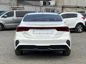 Kia K3 Base 2022 White