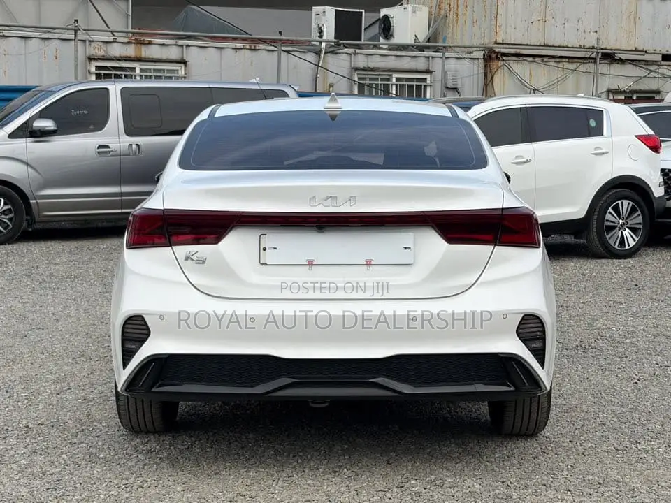 Kia K3 Base 2022 White