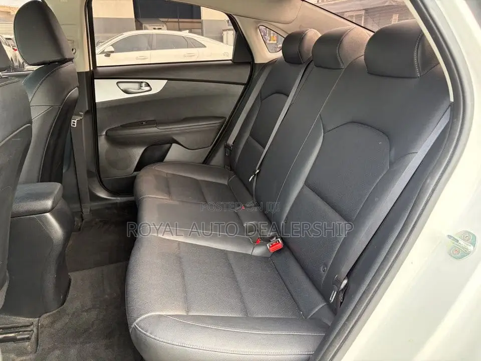 Kia K3 Base 2022 White