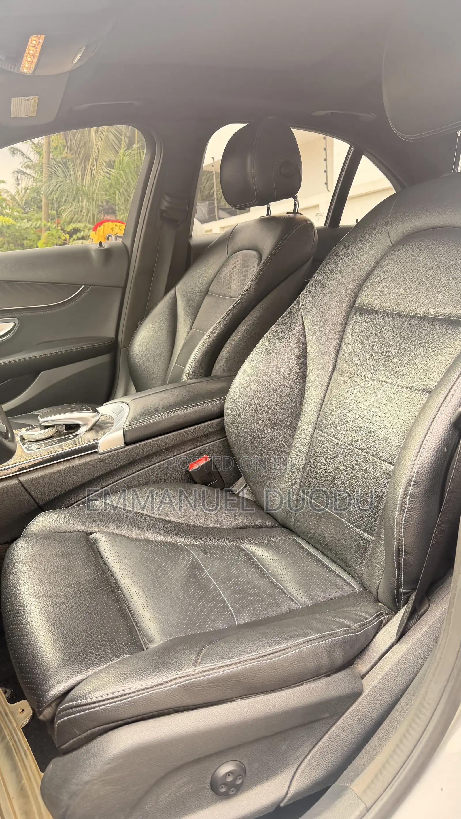 Mercedes-Benz C300 Luxury 4matic Sedan AWD (2.0L 4cyl 7A) 2017 Gray