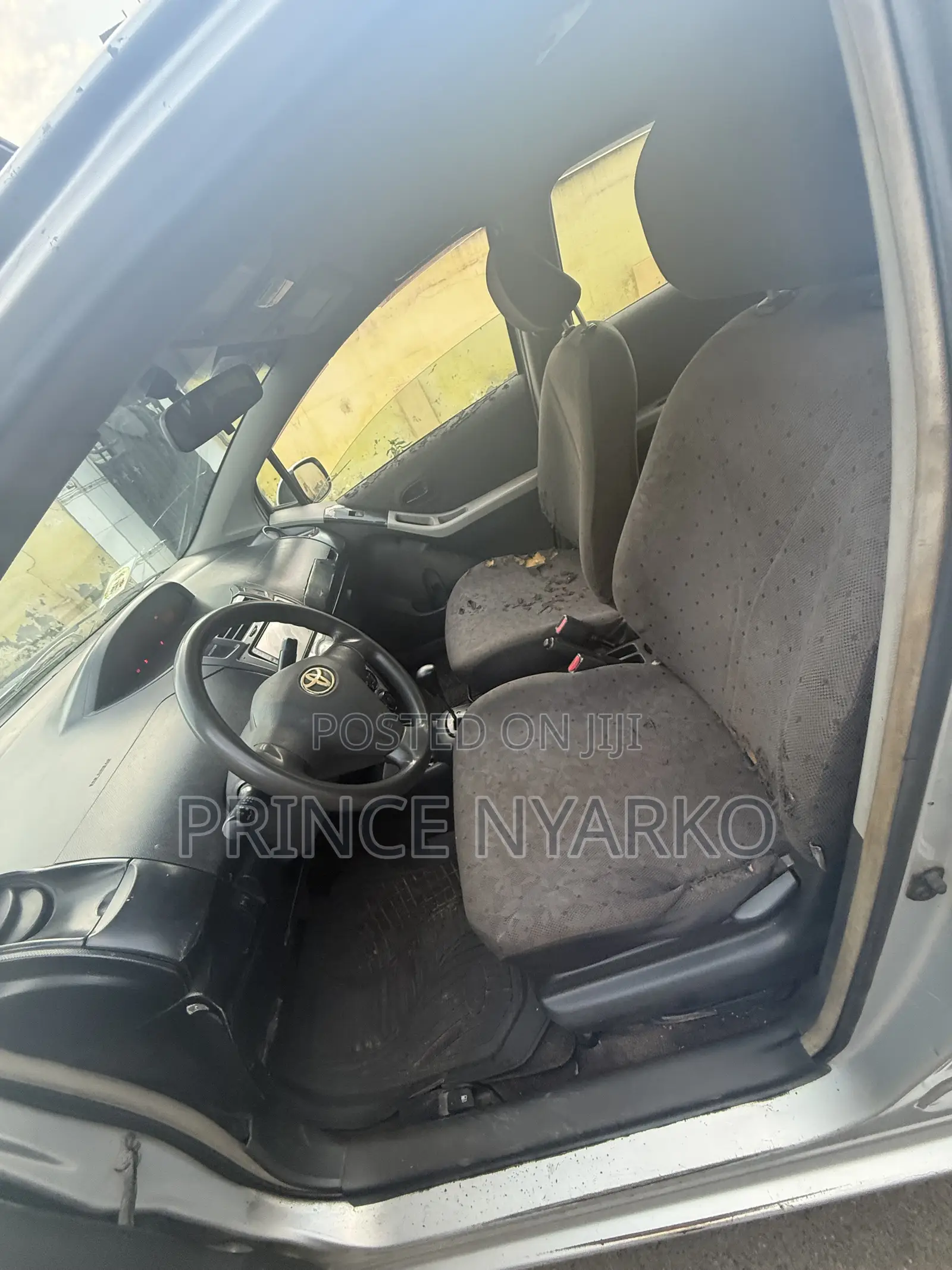 Toyota Vitz 1.0 FWD 3dr 2008 Silver