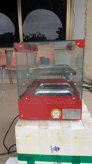 Food Warmer Showcase/Pastries and Fries