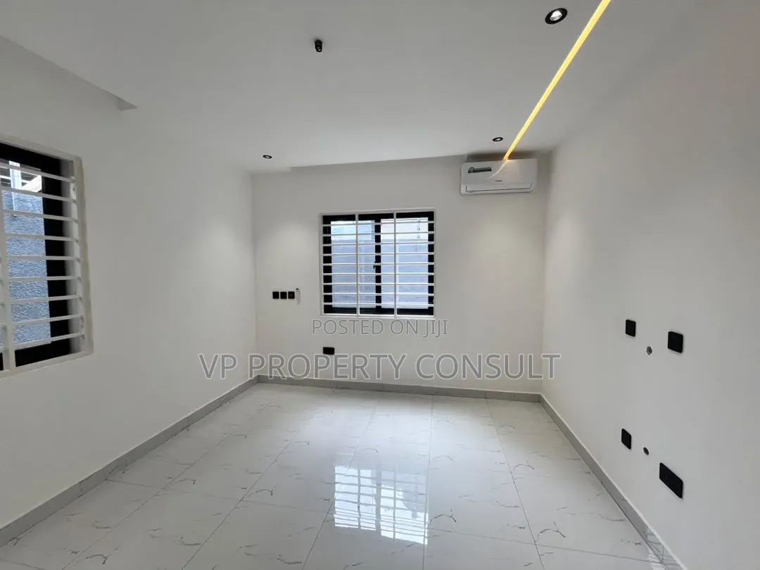 3bdrm House in Oyarifa Mall Area for sale