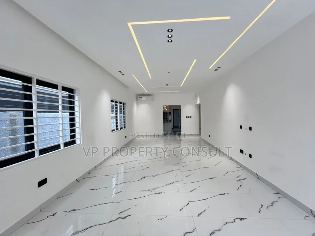 3bdrm House in Oyarifa Mall Area for sale