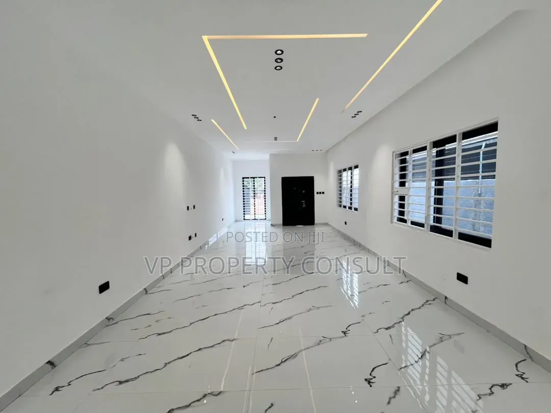 3bdrm House in Oyarifa Mall Area for sale