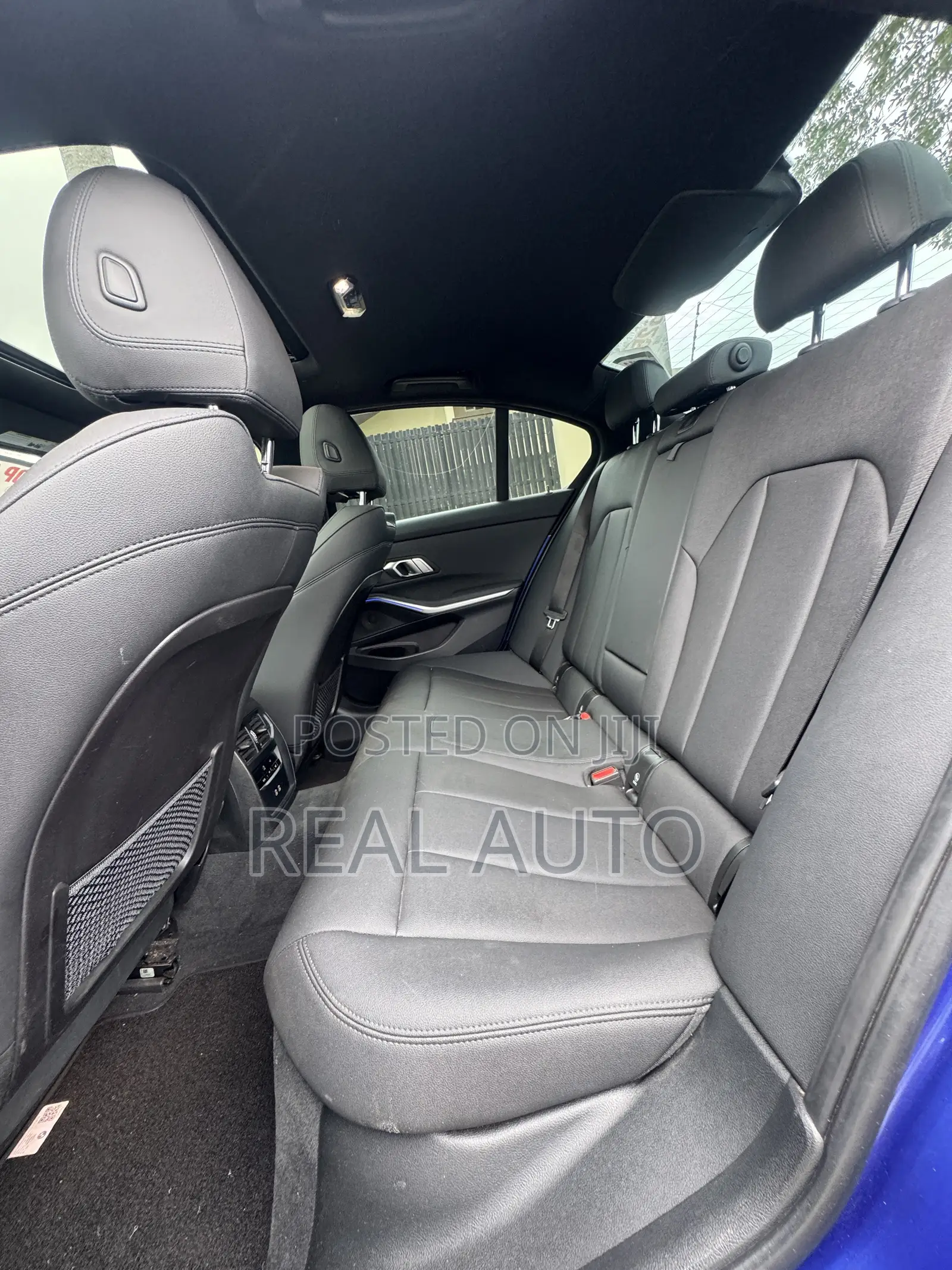 BMW 330i 2021 Blue