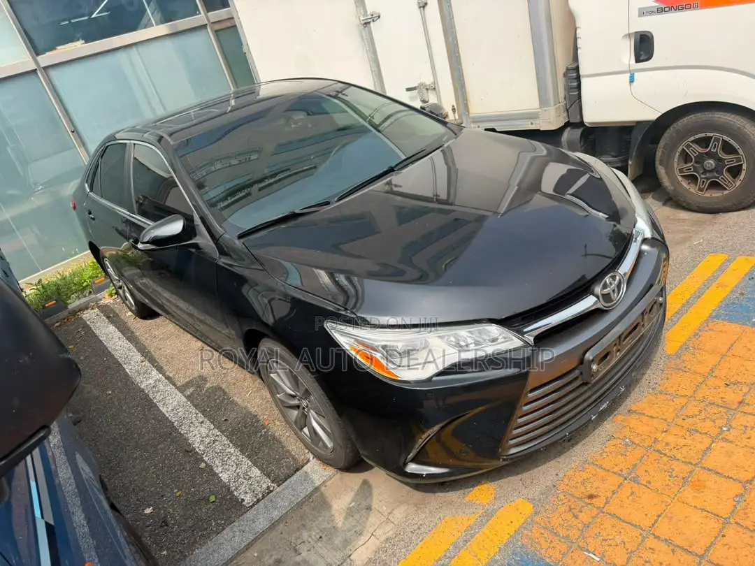 Toyota Camry SE 4dr Sedan (2.5L 4cyl 6A) 2016 Black