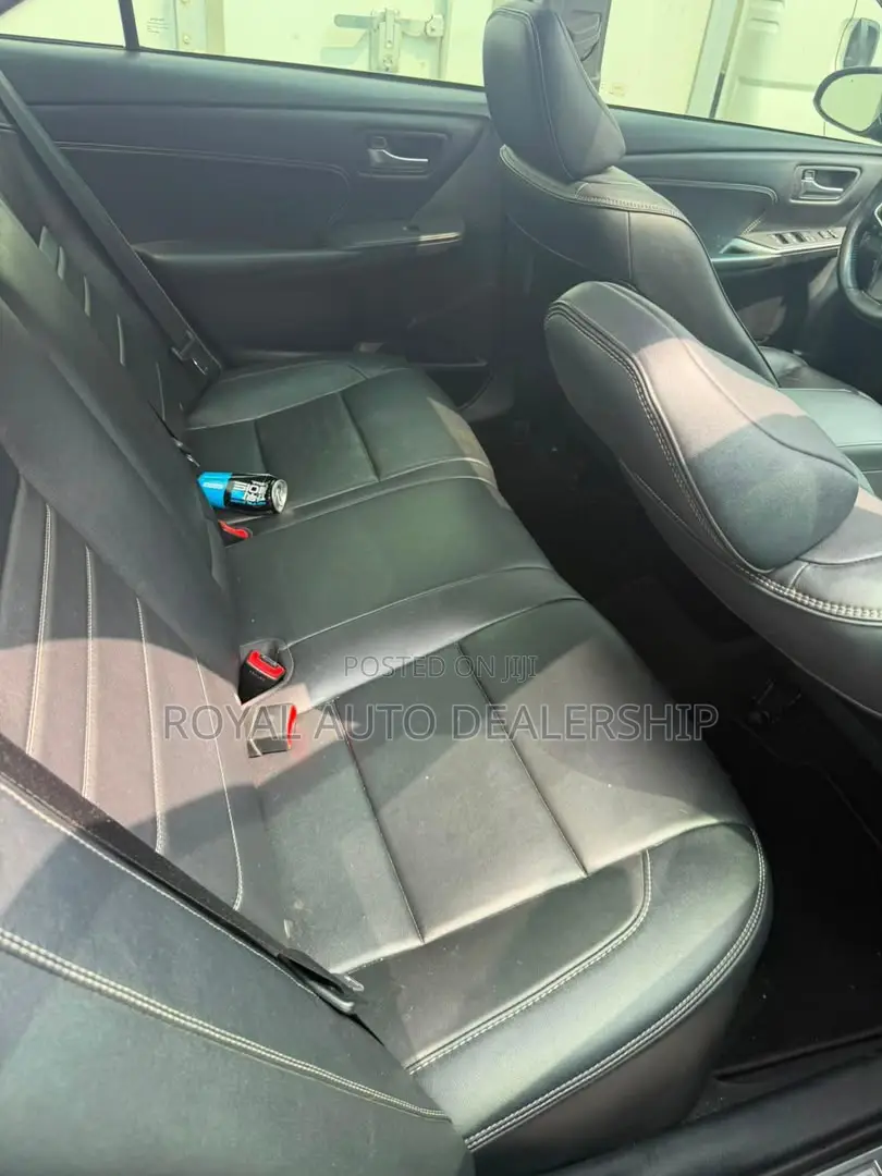 Toyota Camry SE 4dr Sedan (2.5L 4cyl 6A) 2016 Black