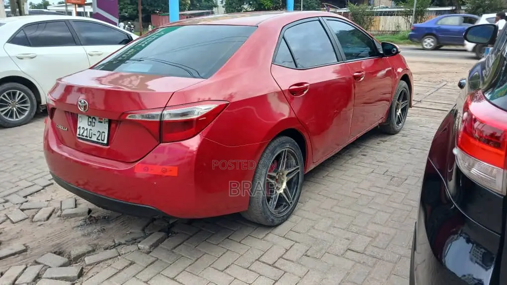 Toyota Corolla S 4dr Sedan (1.8L 4cyl CVT) 2015 Red