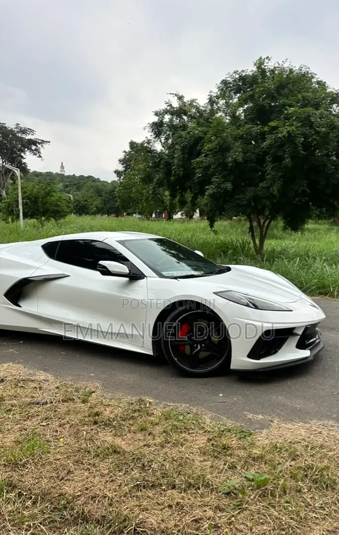 Chevrolet Corvette 2022 White