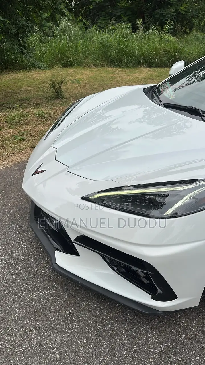 Chevrolet Corvette 2022 White