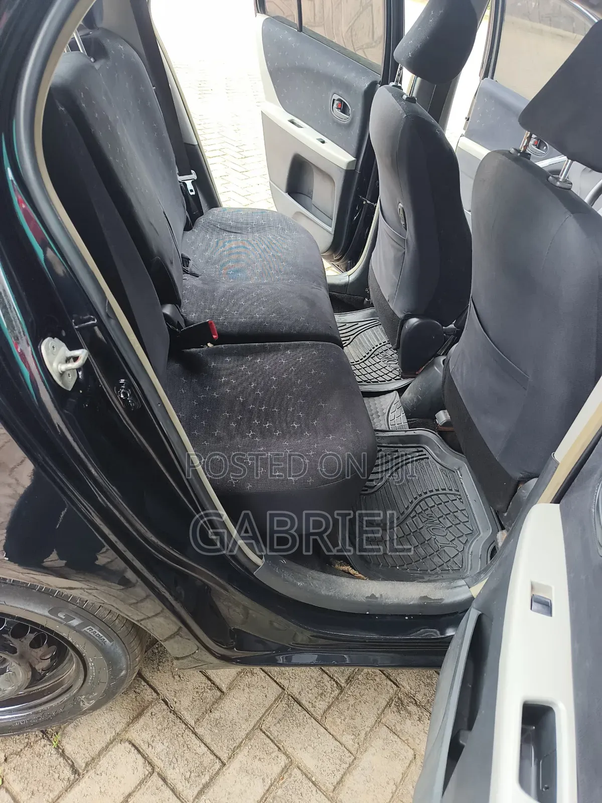 Toyota Vitz 2010 Black