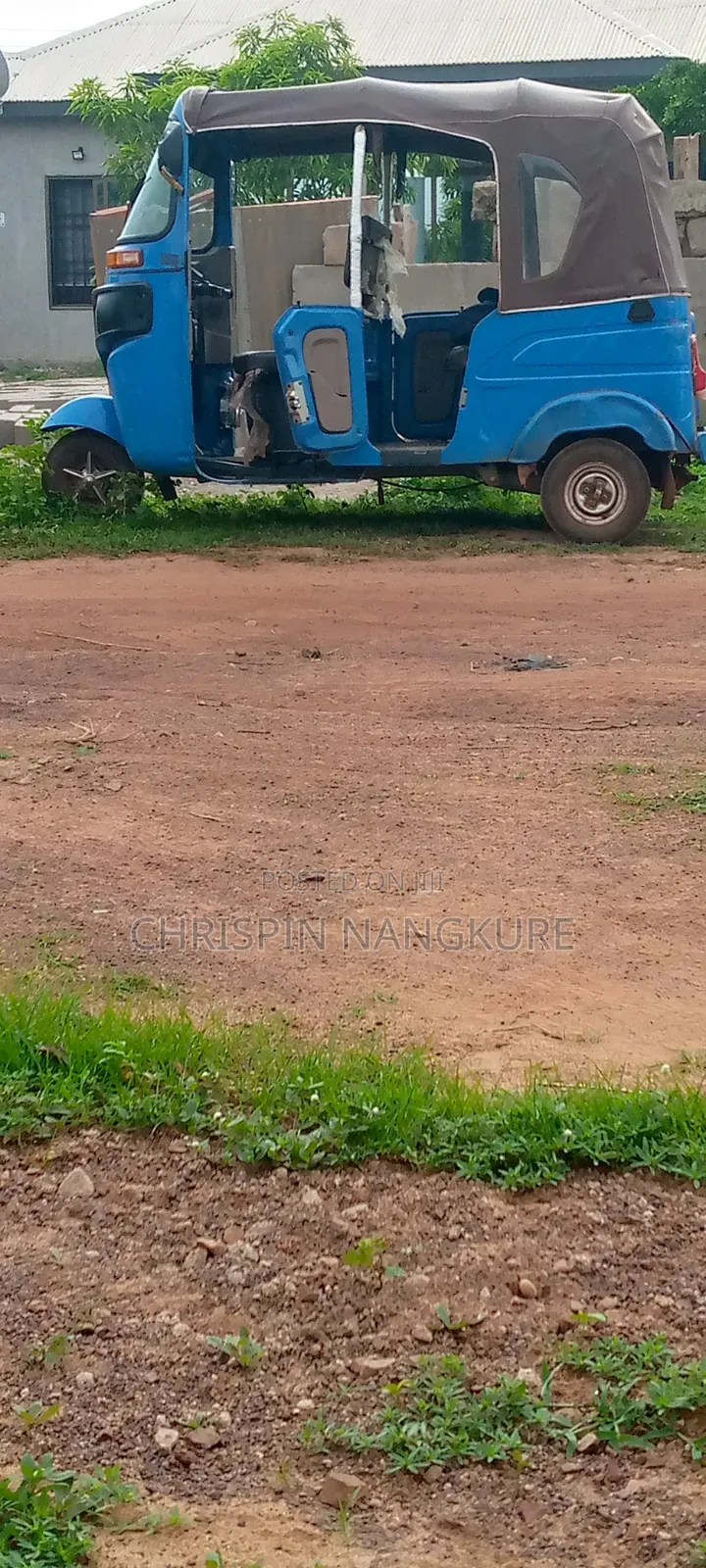 Bajaj RE 2025 Blue