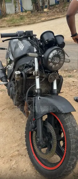 Honda VF 2010 Black