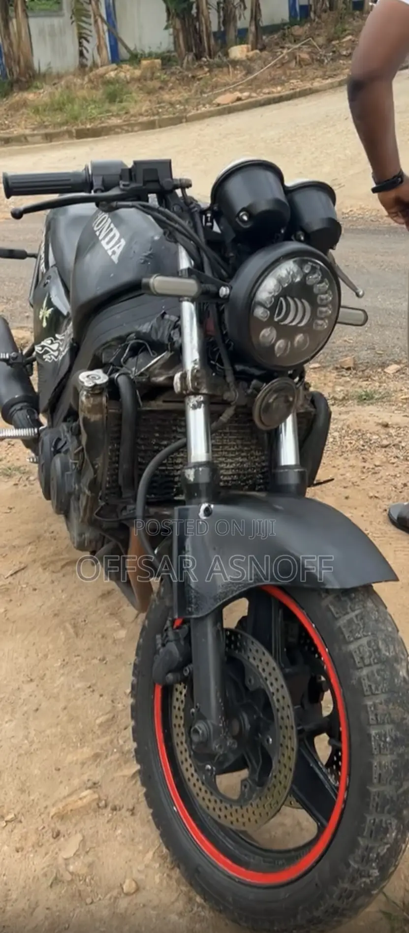 Honda VF 2010 Black