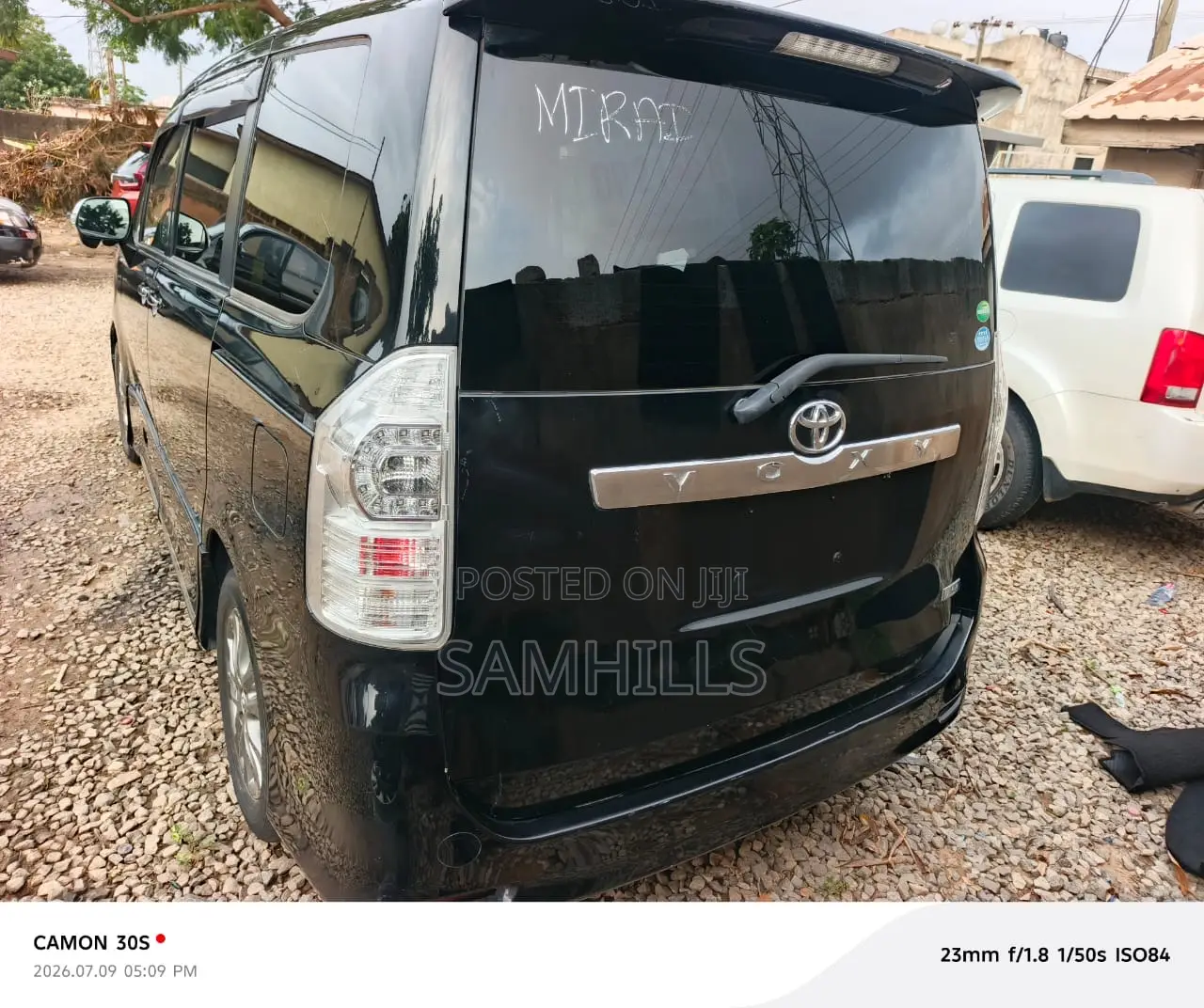 Toyota Voxy X 4WD 7-Seater 2015 Black