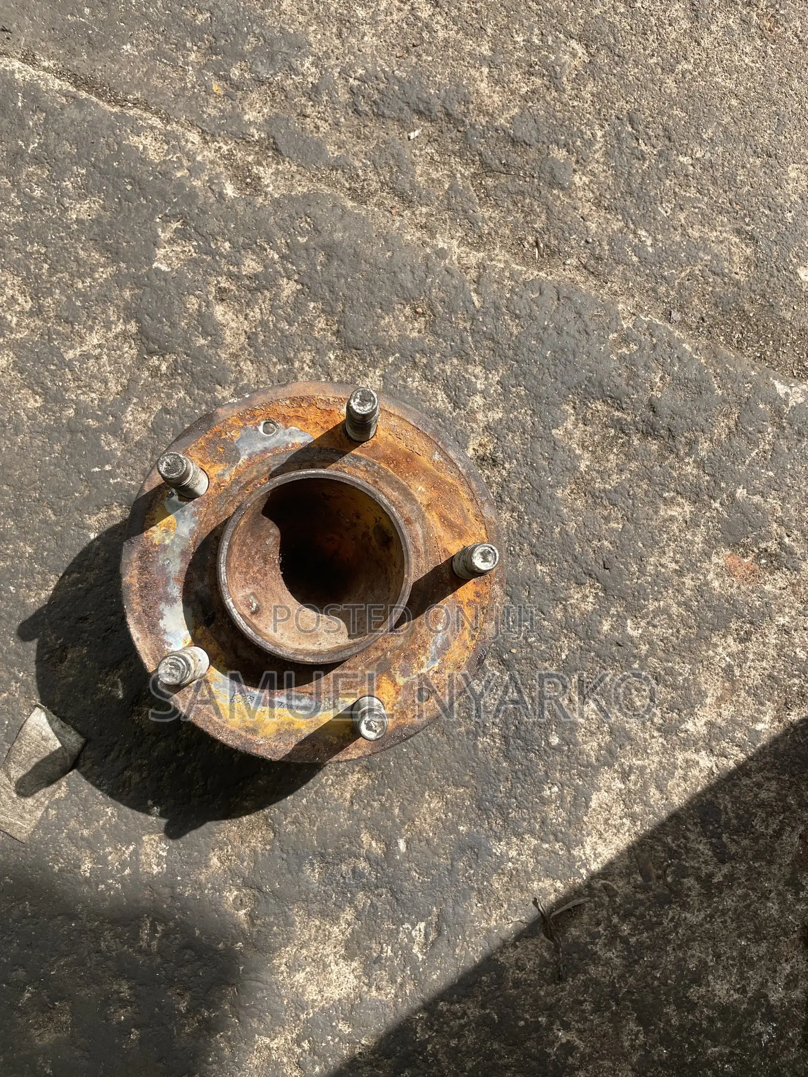 Chevrolet Equinox 2020 Front Hub