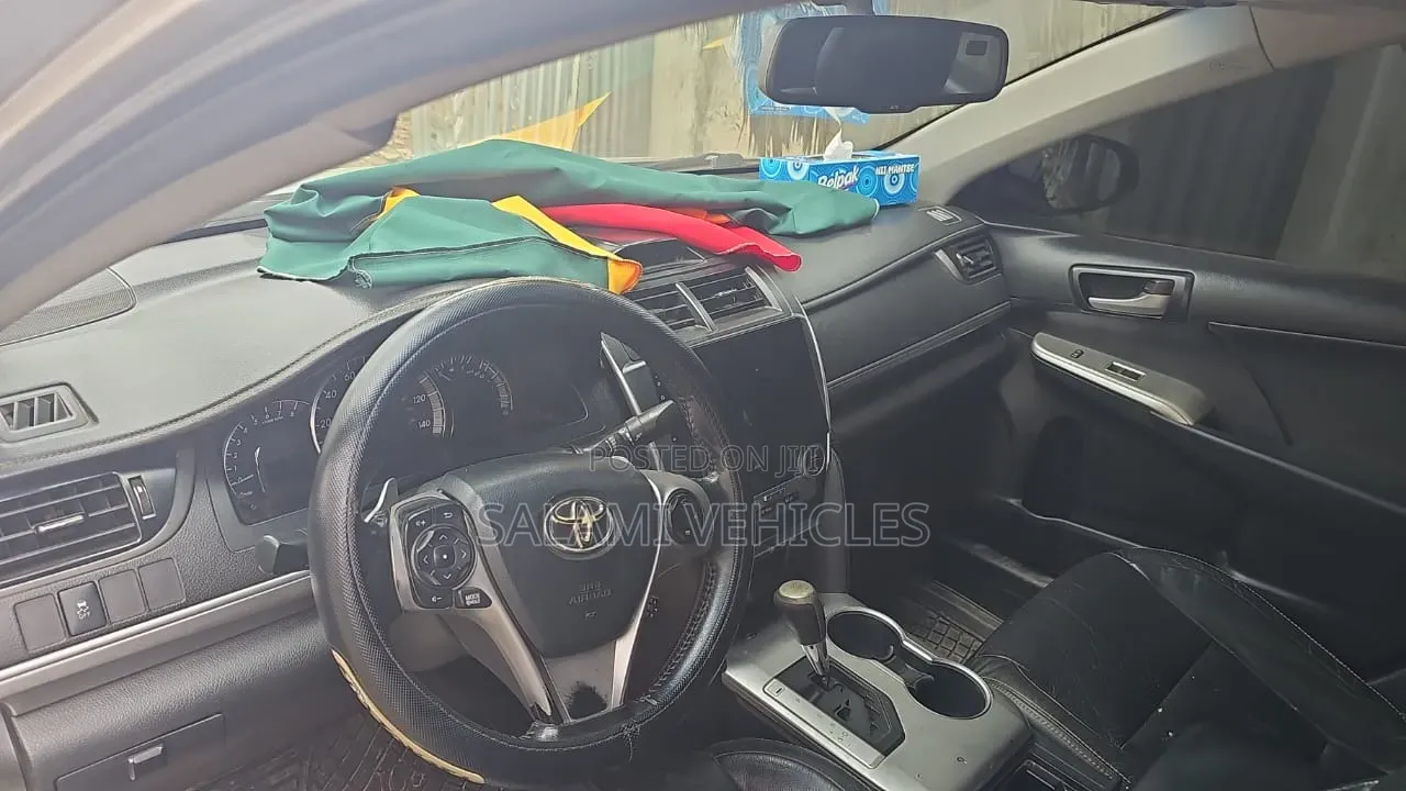 Toyota Camry 2014 White