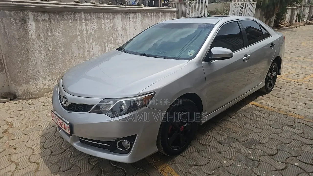 Toyota Camry 2014 White
