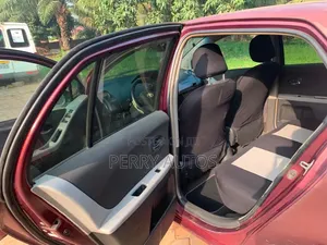 Toyota Vitz 2010