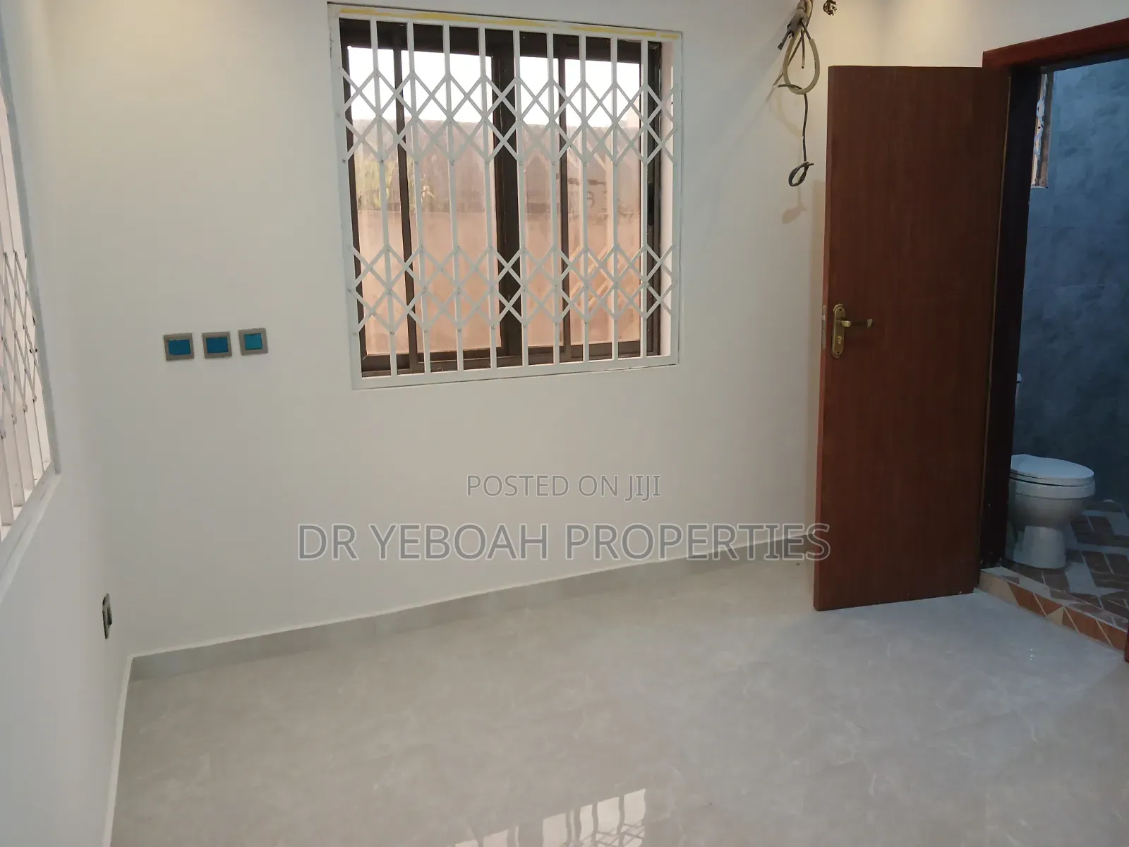 2bdrm Apartment in Spintex Palace Mall, Baatsona Total for rent
