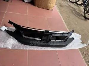 Honda Civic 19 Top Shell /Grille Black.
