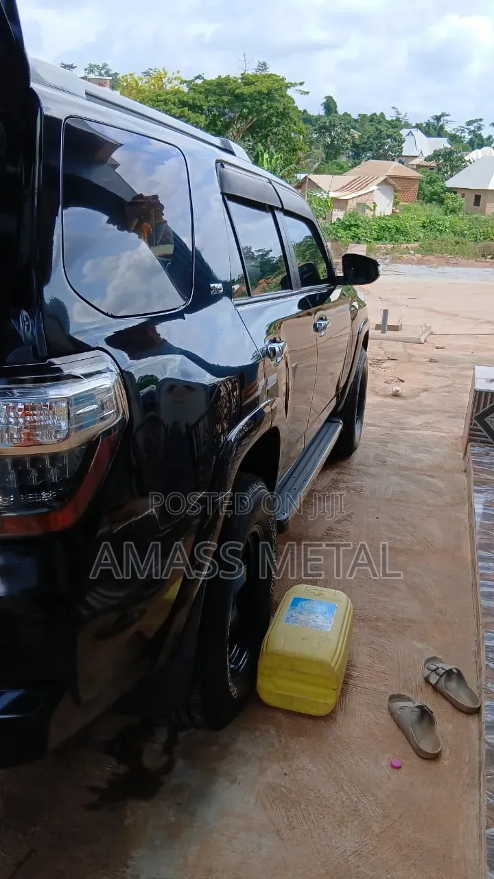 Toyota 4-Runner SR5 4x4 Premium 2018 Black