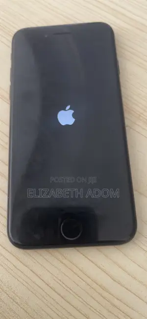 Apple iPhone SE 64 GB Black