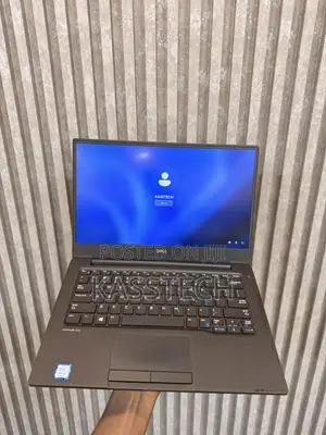 Laptop Dell Latitude 13 7370 8GB Intel Core M SSD 256GB