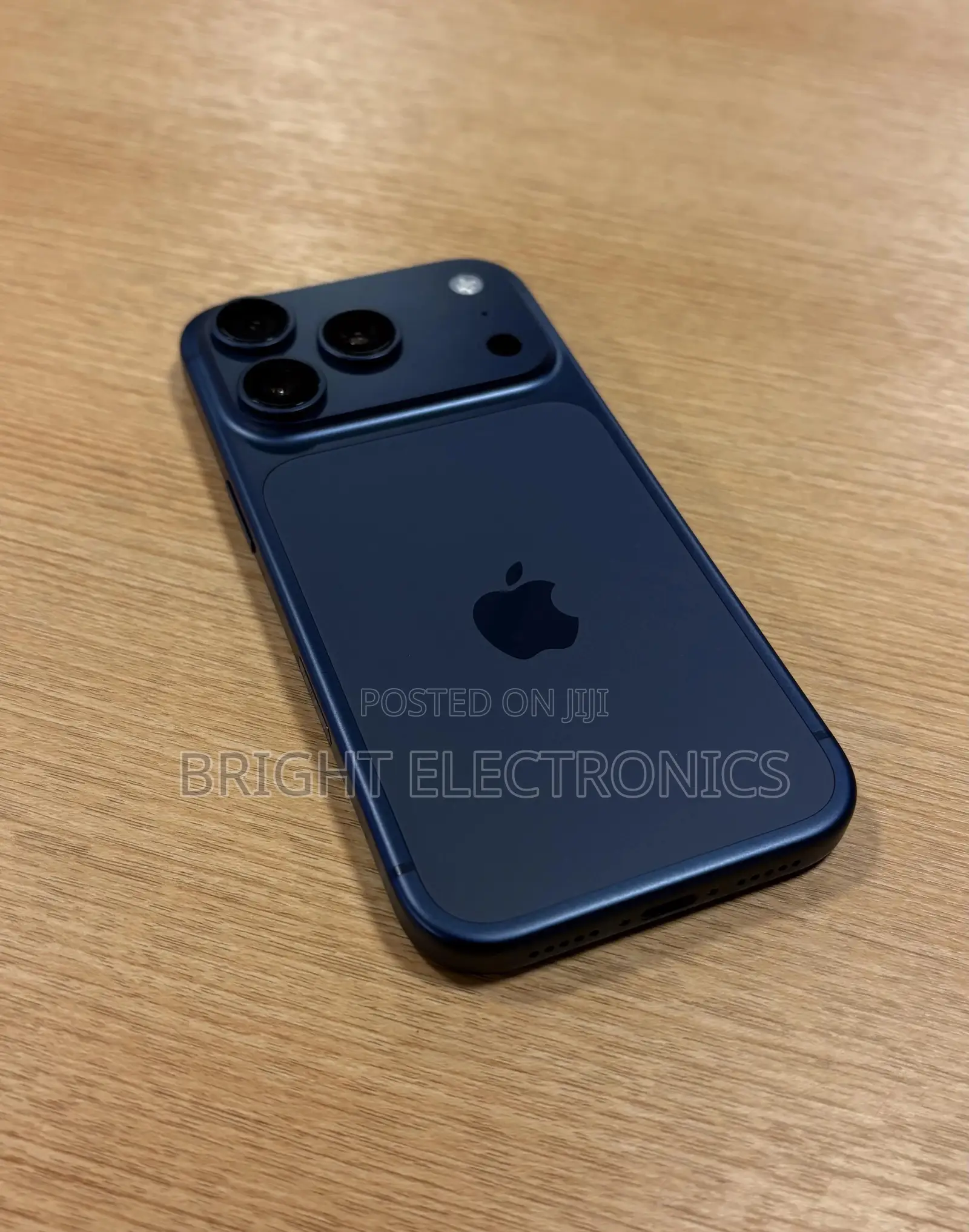 New Apple iPhone 17 Pro Max 1 TB Blue