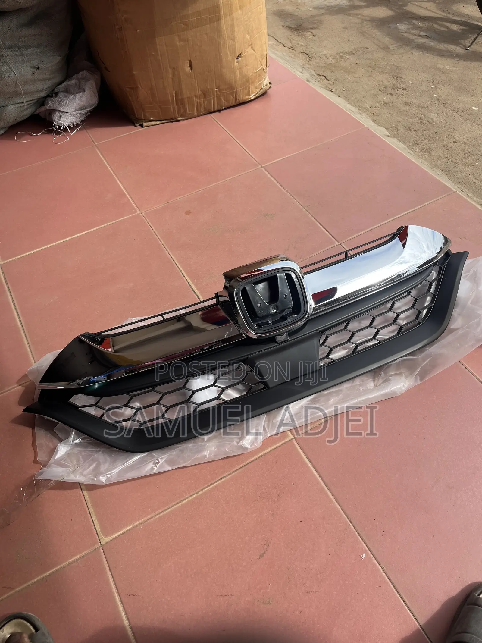Honda CR-V 2017 to 2019 Front Shells/Grille.