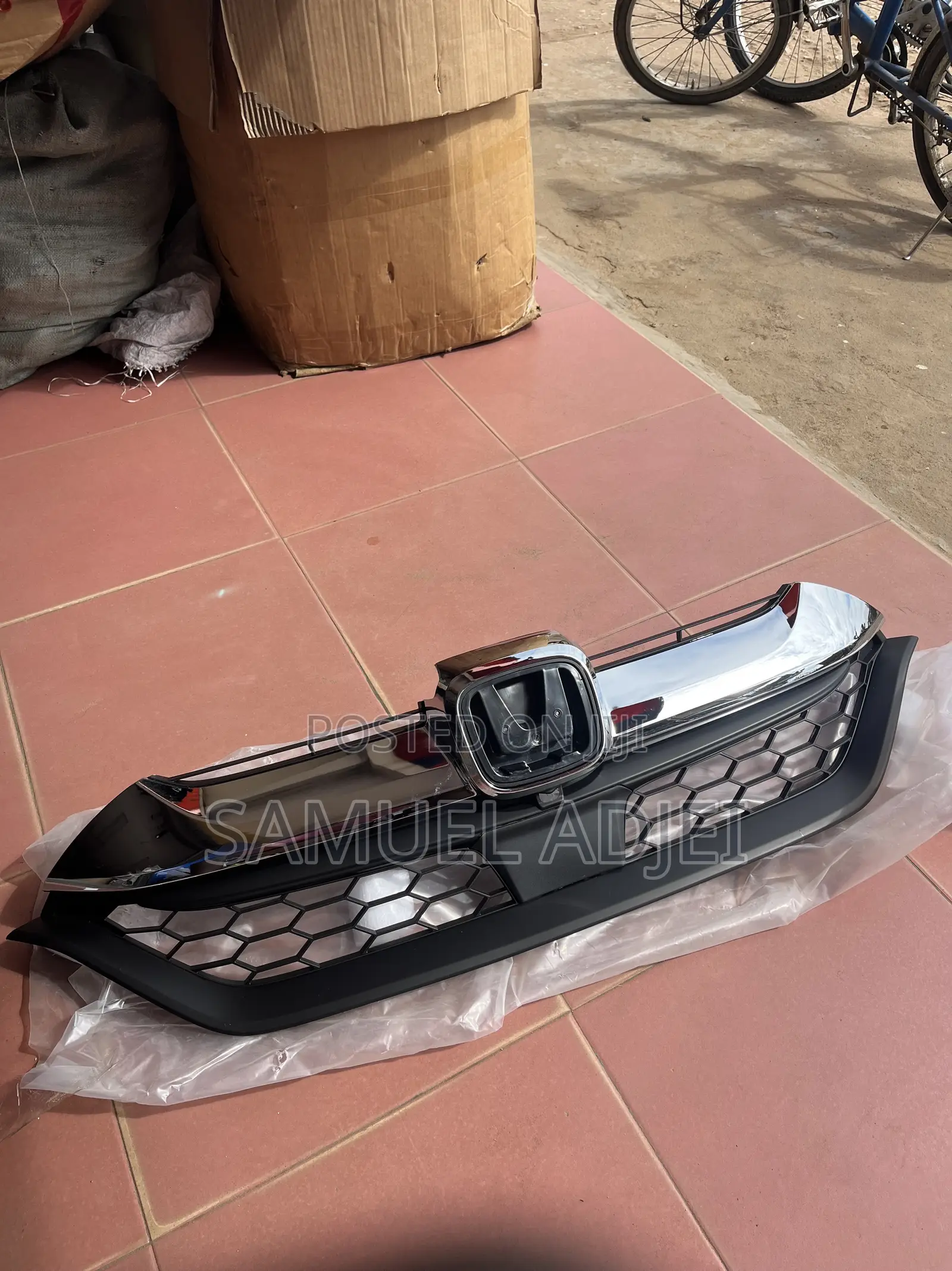 Honda CR-V 2017 to 2019 Front Shells/Grille.