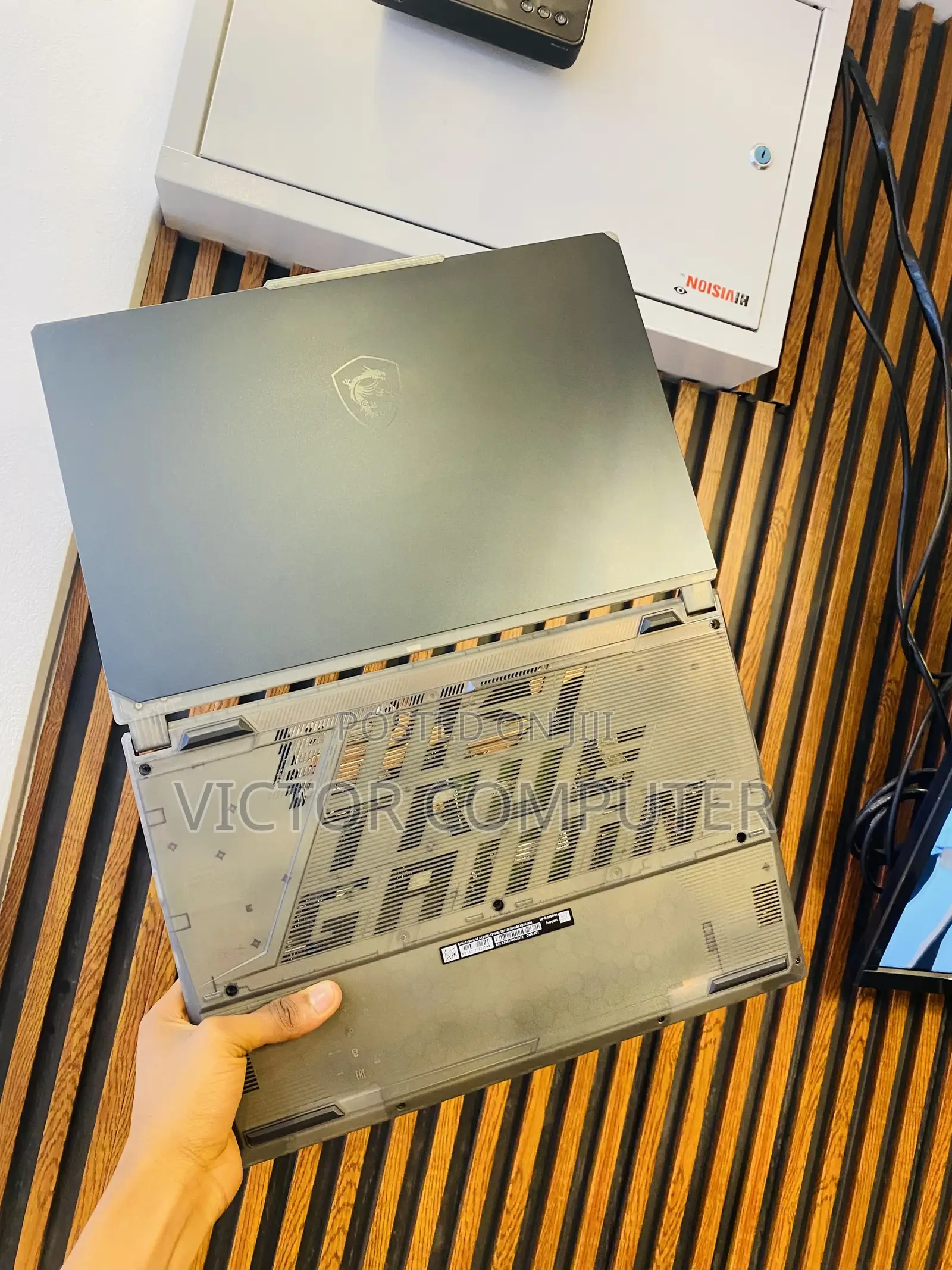 Laptop MSI Cyborg 15 24GB Intel Core i7 SSD 1T