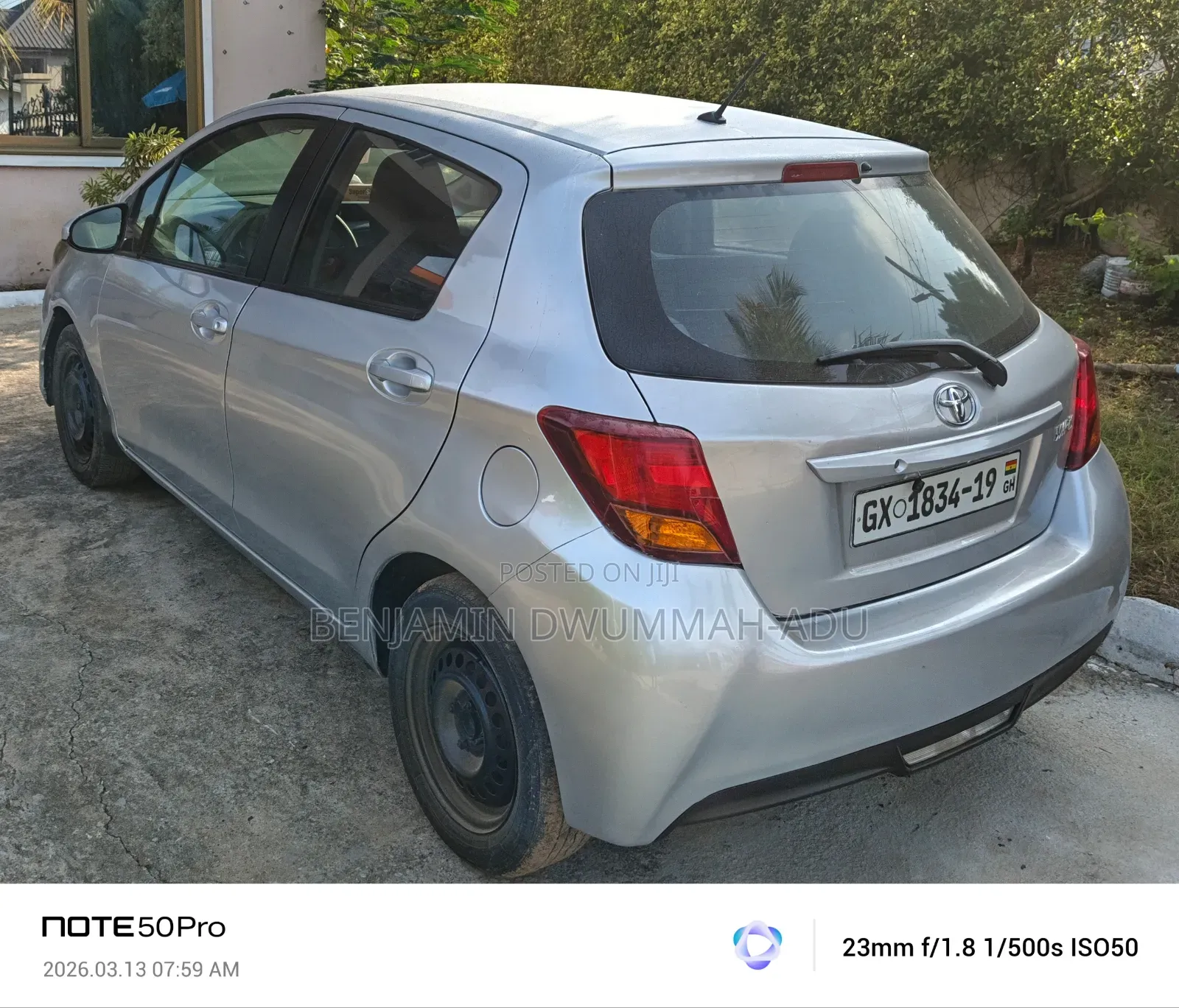 Toyota Yaris 2016 Gray