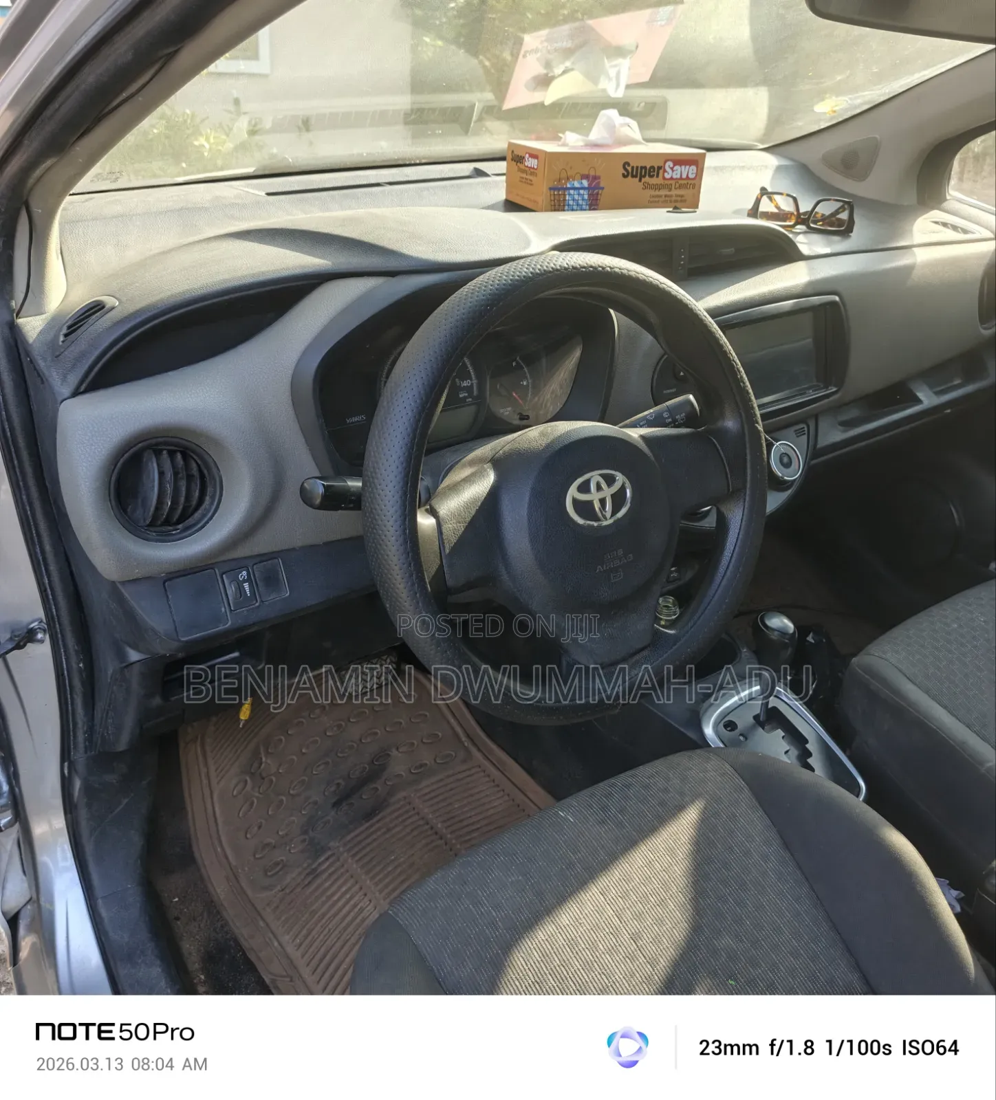 Toyota Yaris 2016 Gray
