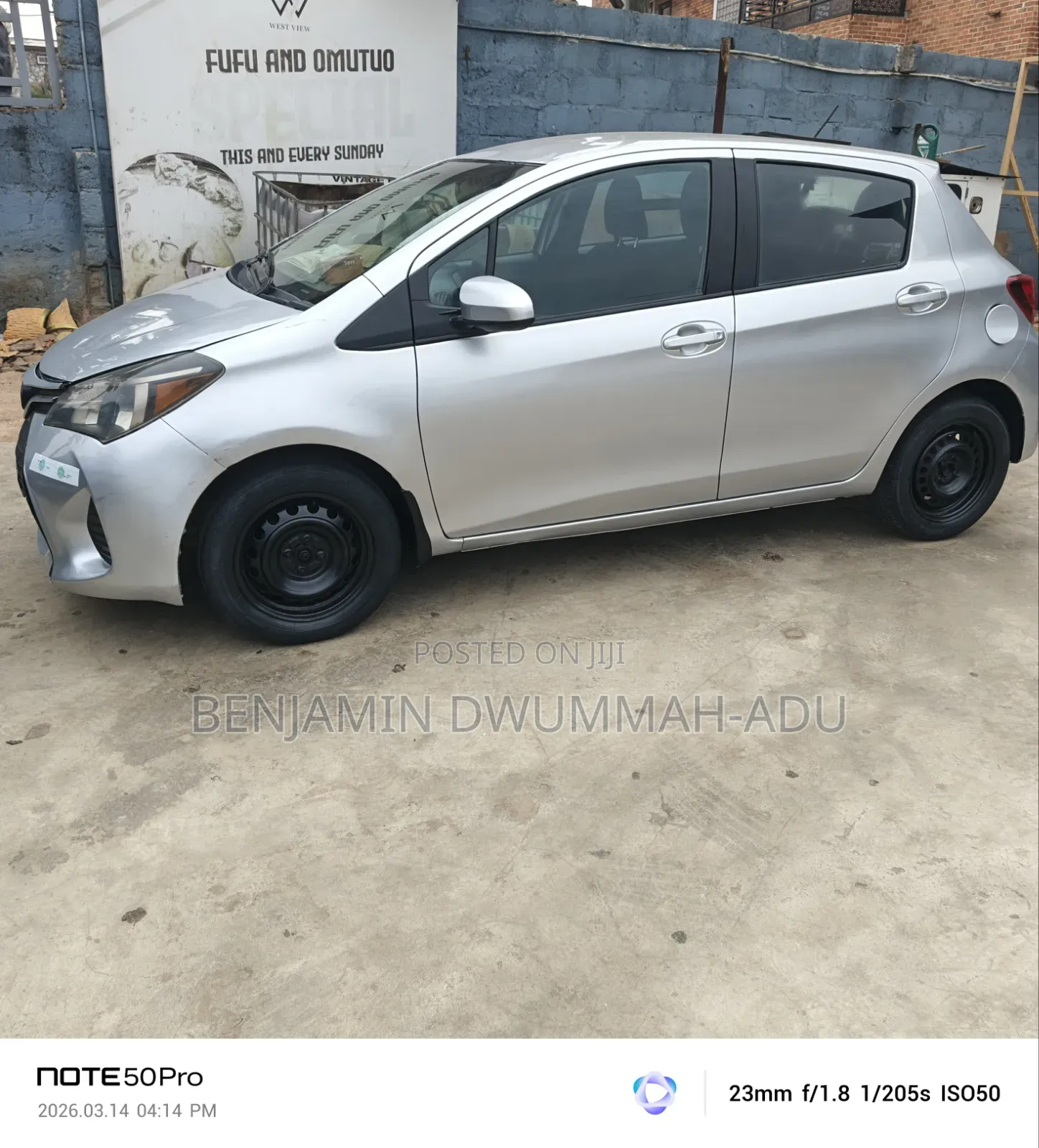 Toyota Yaris 2016 Gray