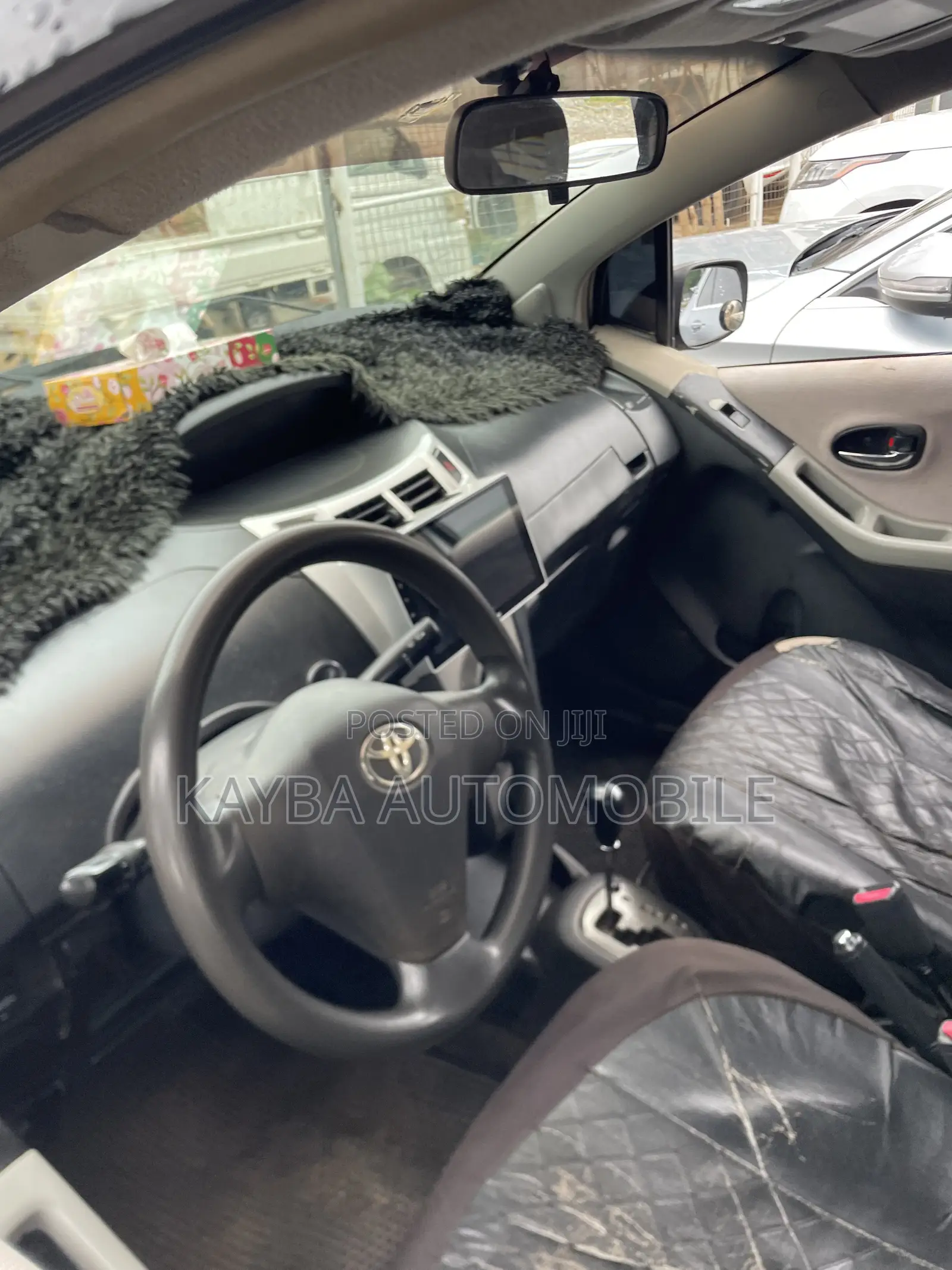 Toyota Vitz 2010 Blue