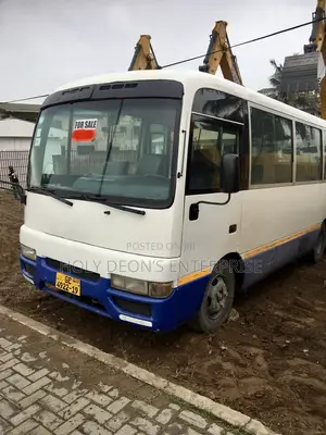 Nissan Civilian 2016 White