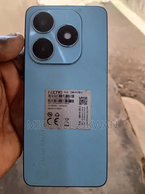Tecno Spark 20 128 GB Blue