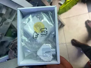 MacBook Charger T