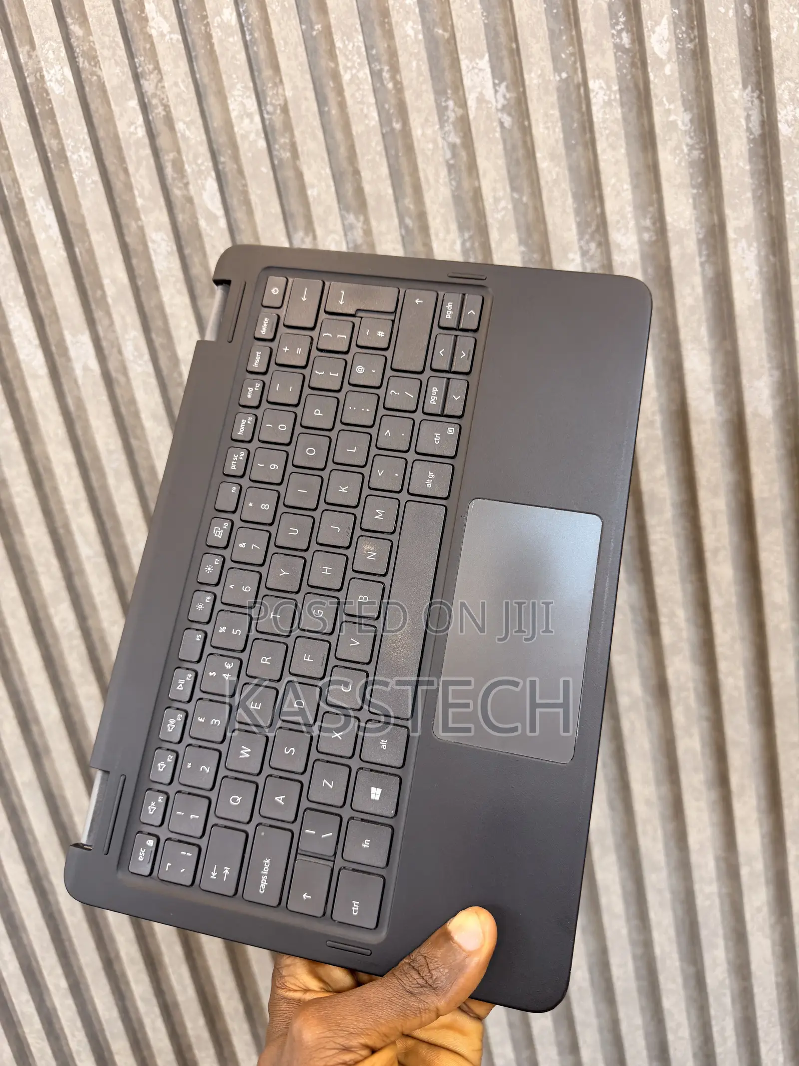 Laptop Dell Latitude 3120 4GB Intel SSD 128GB