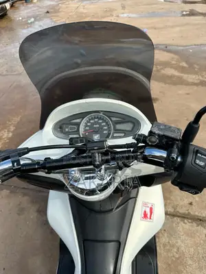 Honda 2024 White