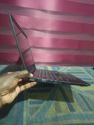 Laptop Fujitsu Lifebook U749 16GB Intel Core i7 SSD 256GB
