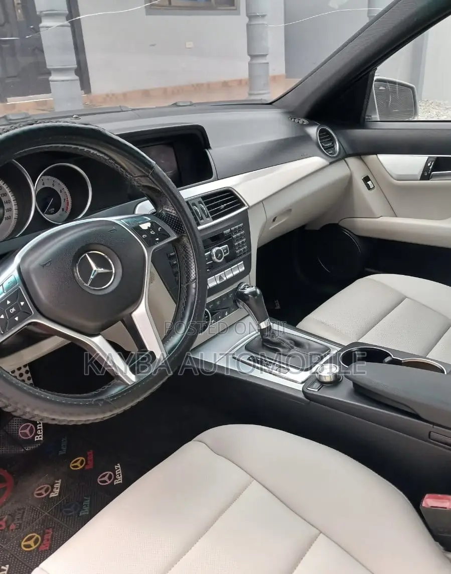 Mercedes-Benz C250 2013 Gray