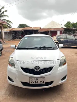 Toyota Belta 2010 White