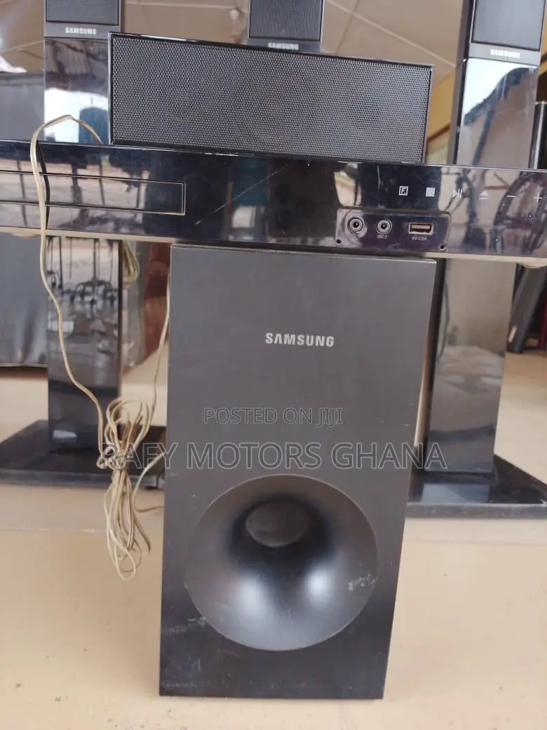 Samsung 5.1 Channel Blu-Ray Home Theatre System With Tall Speakers