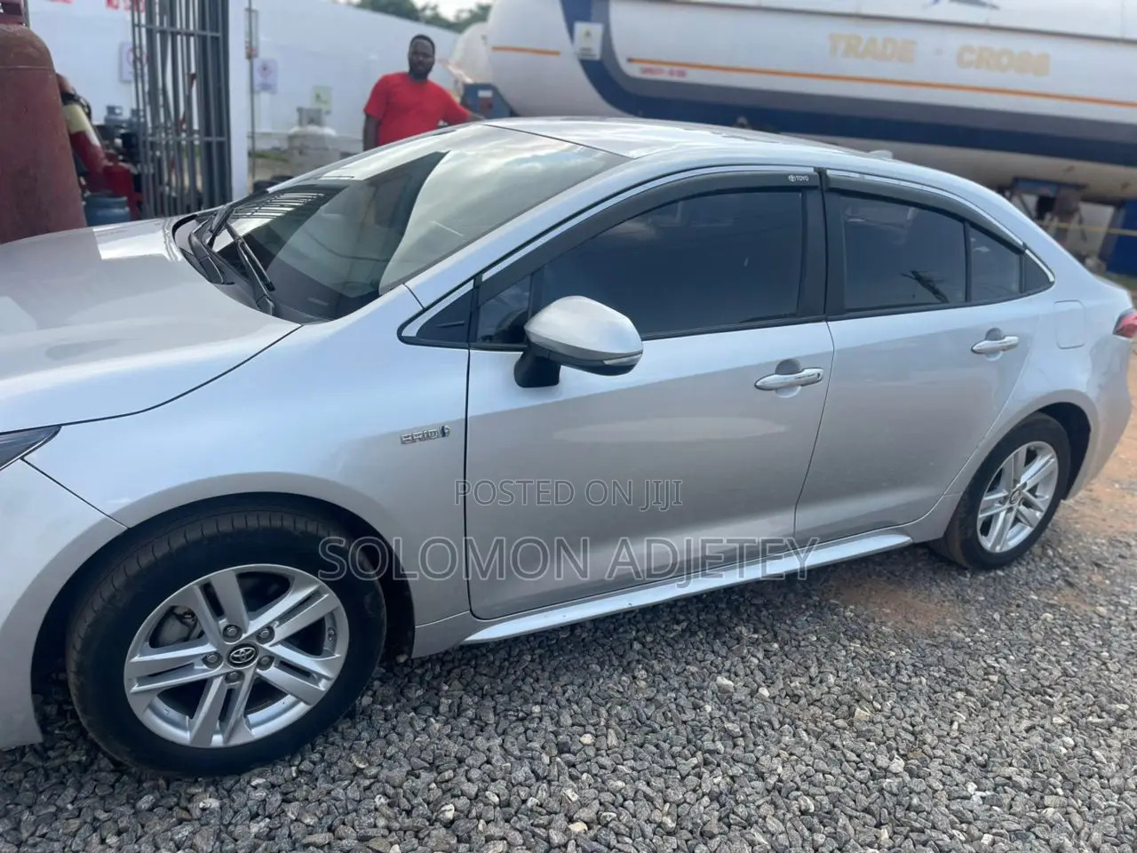Toyota Corolla LE 2020 Silver