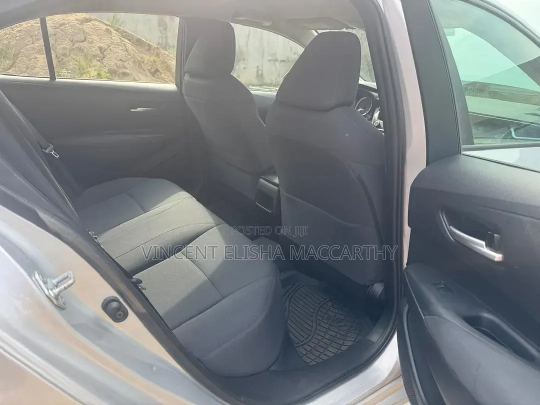 Toyota Corolla 2020 Silver