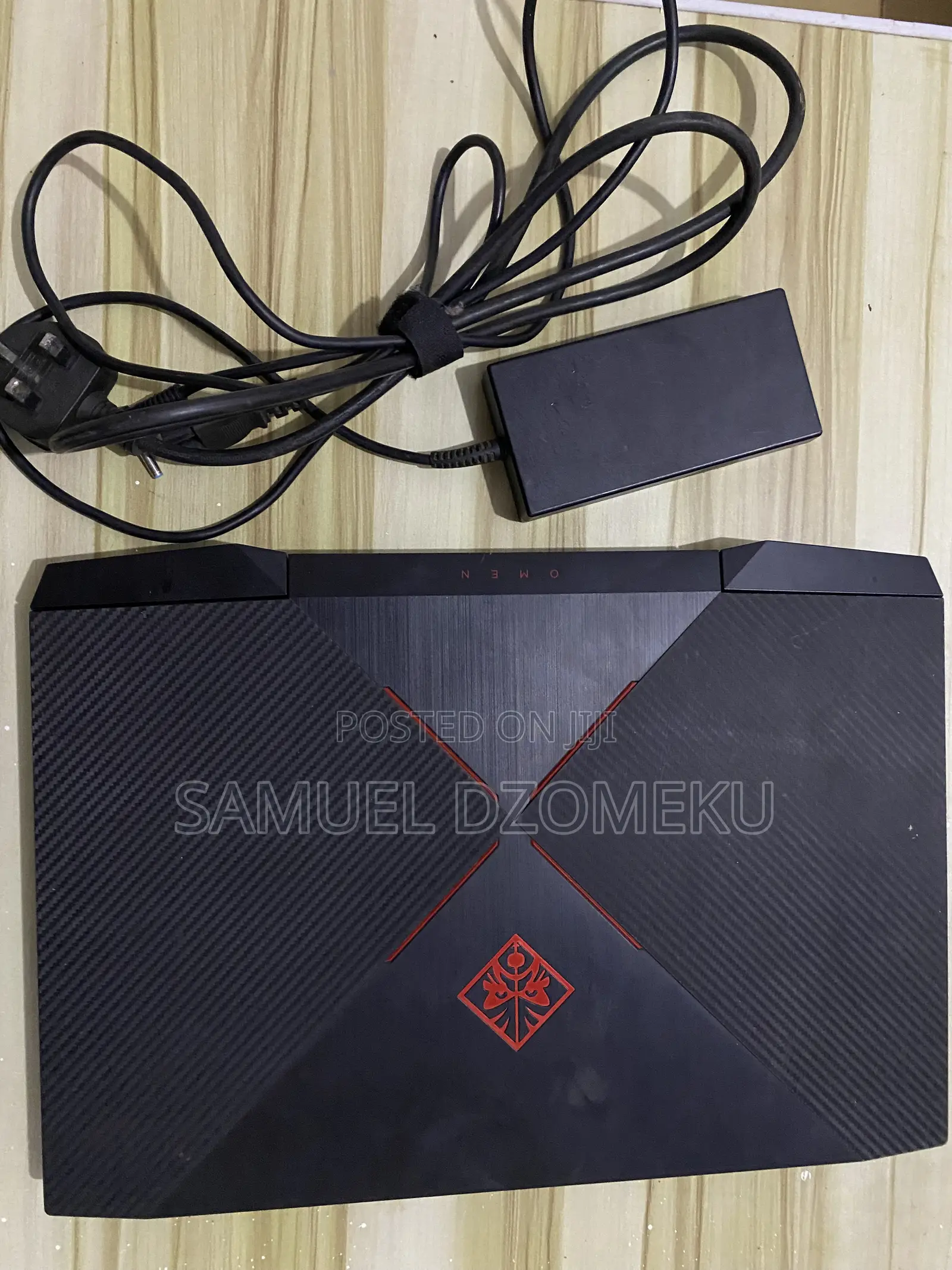 Laptop HP Omen 15-ce0xx 12GB Intel Core i7 SSD 256GB