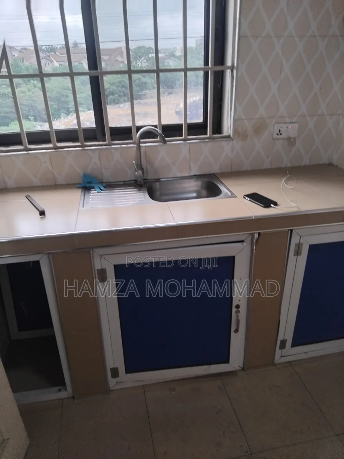 1bdrm Apartment in Hamza Estates, American House for rent